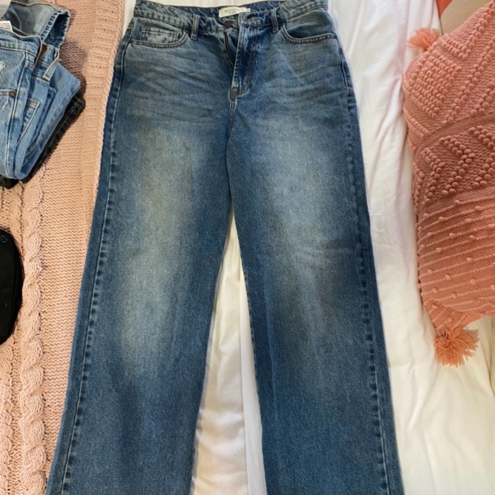Hidden Jeans